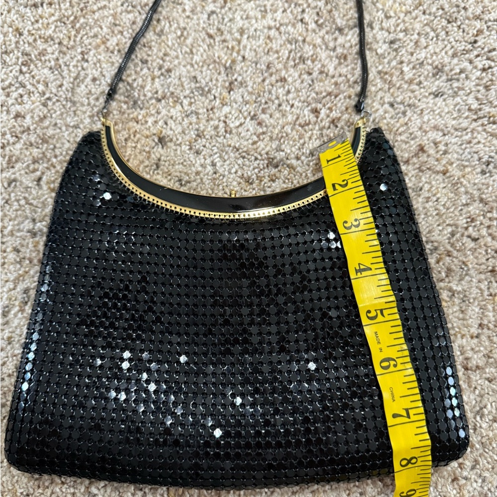 Vintage black mesh metal crossbody evening bag - Picture 8 of 10